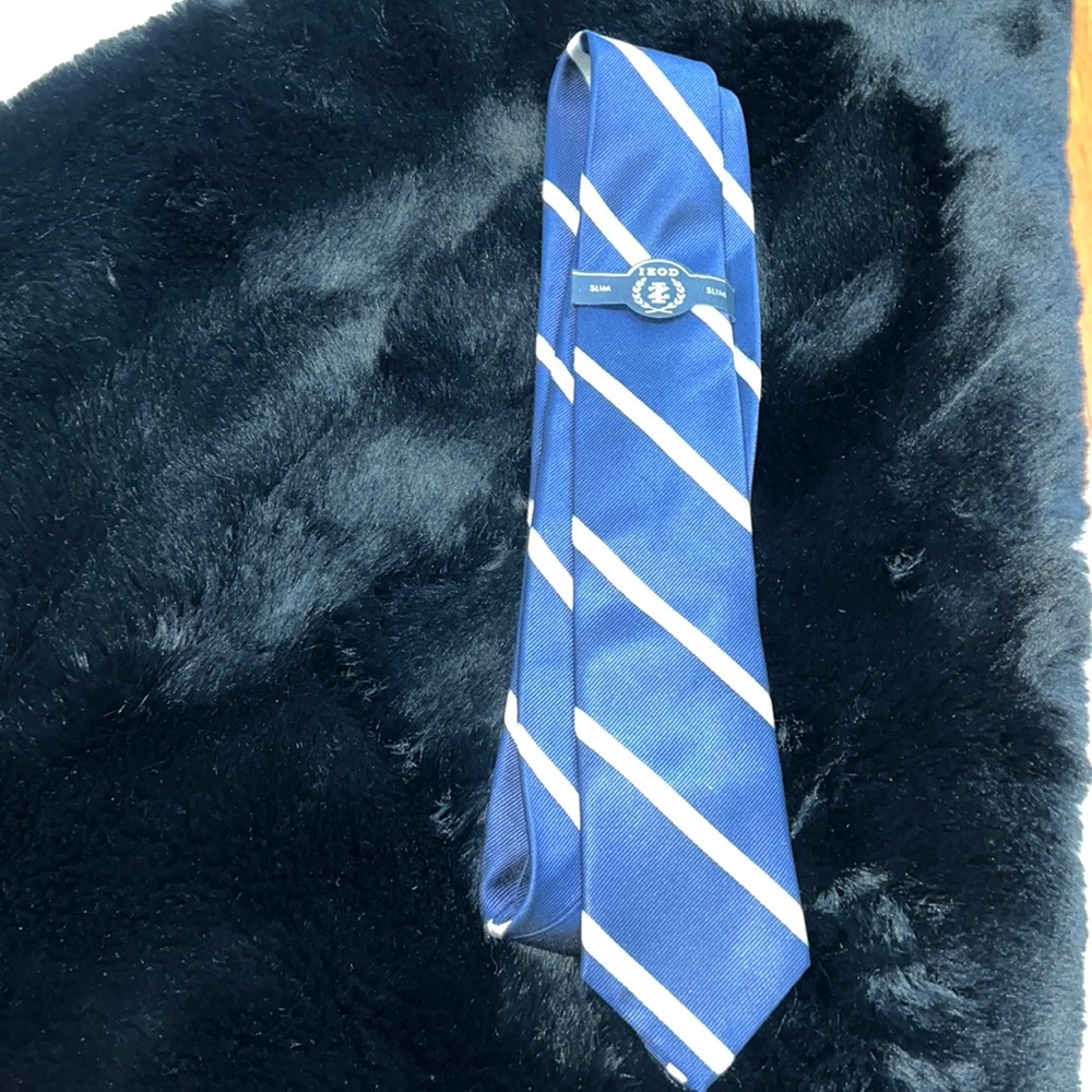 IZOD Mens Tie brand new